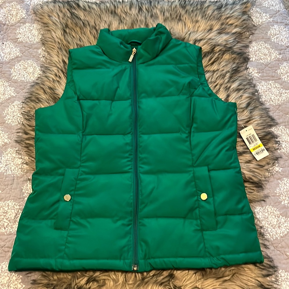 Charter Club green vest size medium